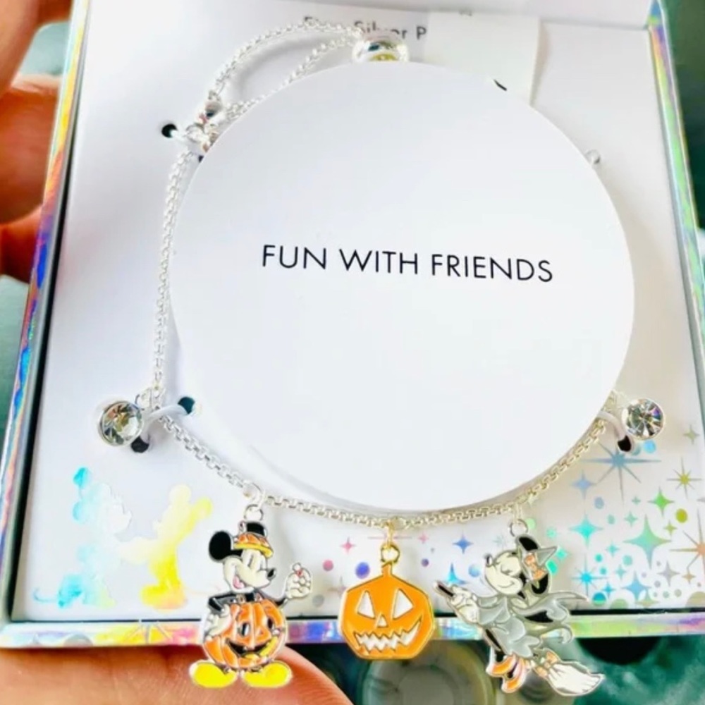 ⭐️NEW⭐️ Mickey and Minnie Mouse Halloween Disney Bracelet Spooktacular Pumpkin🎃